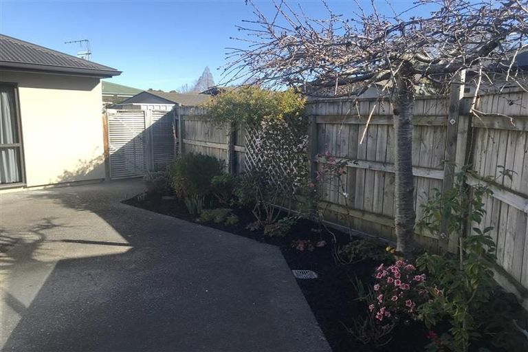 Photo of property in 112b Avondale Road, Taradale, Napier, 4112