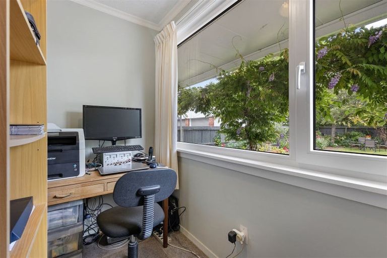 Photo of property in 5 Chedworth Avenue, Bishopdale, Christchurch, 8053