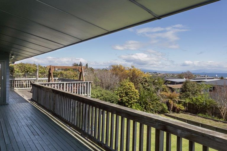 Photo of property in 69 Taharepa Road, Hilltop, Taupo, 3330