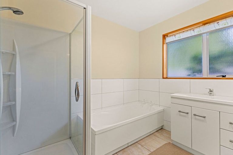 Photo of property in 8b Hinton Place, Rangiora, 7400