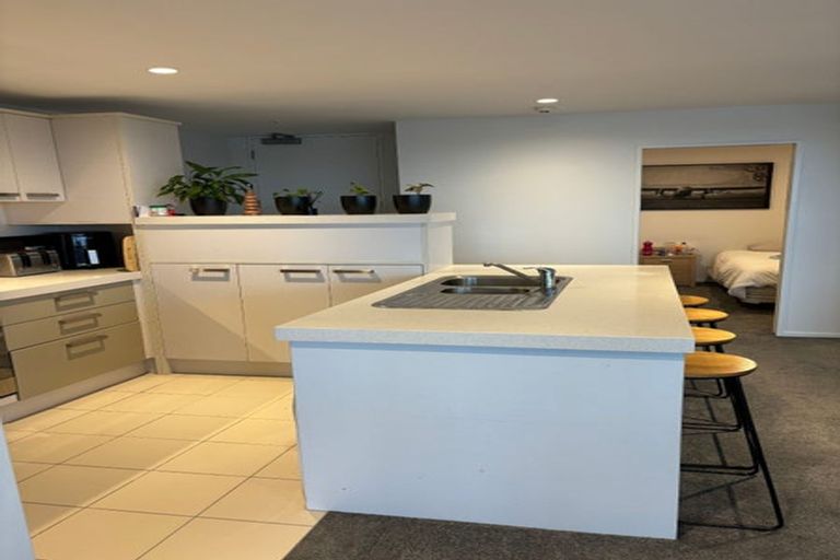 Photo of property in Bella Vista, 2b/84 Gunner Drive, Te Atatu Peninsula, Auckland, 0610