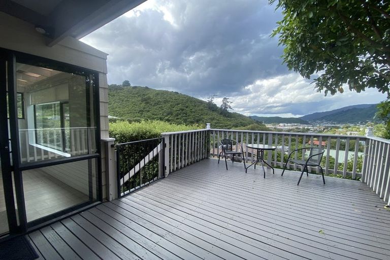 Photo of property in 18 Webster Place, Picton, 7220