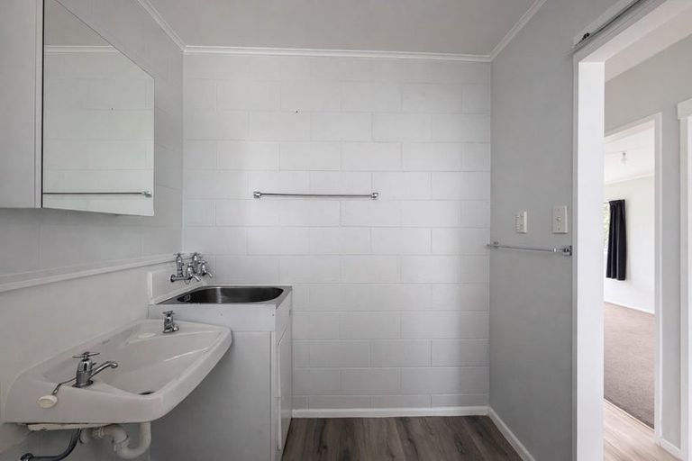 Photo of property in 46 Awamutu Grove, Waiwhetu, Lower Hutt, 5010