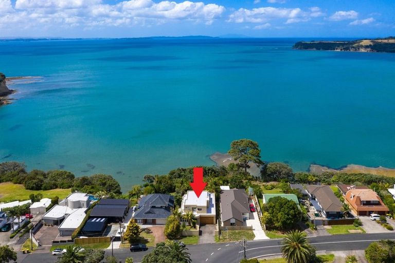 Photo of property in 1 Hurdlow Place, Manly, Whangaparaoa, 0930