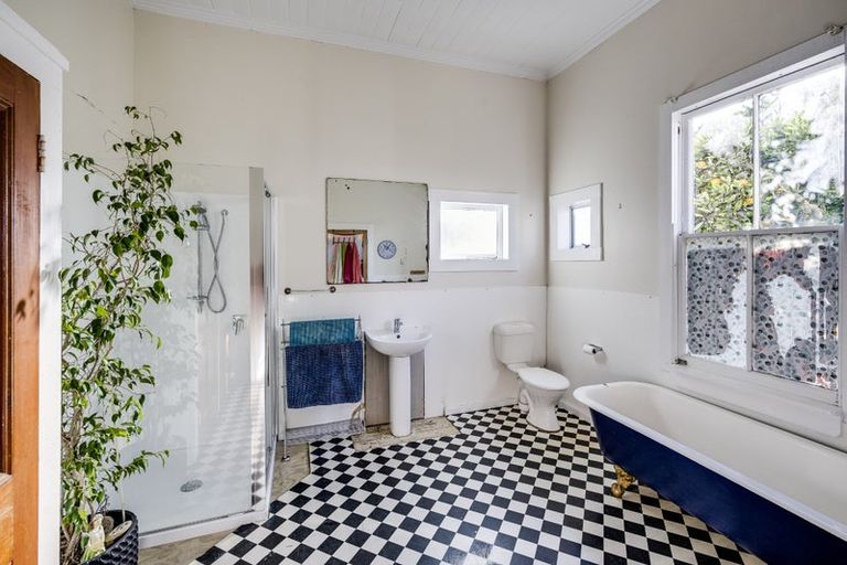 Photo of property in 16 Owen Street, Napier South, Napier, 4110