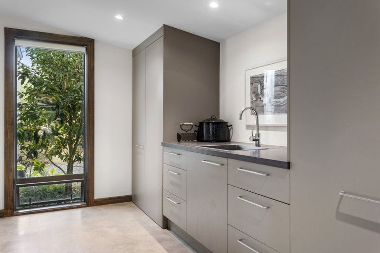 Photo of property in 179 Racecourse Road, Amberley, 7482