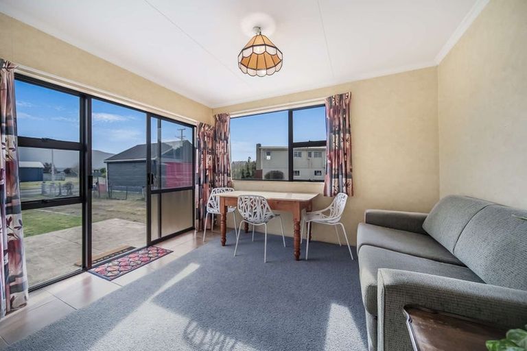 Photo of property in 72 Matai Street, Te Anau, 9600