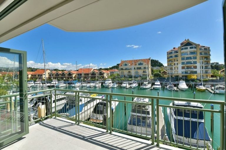 Photo of property in 134 Harbour Village Drive, Gulf Harbour, Whangaparaoa, 0930