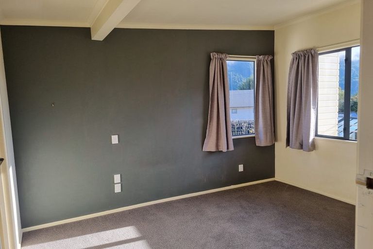 Photo of property in 17 Kent Street, Kingston, Athol, 9793