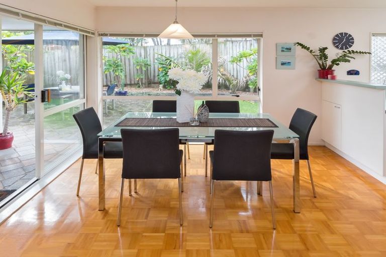 Photo of property in 2/8 Clydesdale Avenue, Somerville, Auckland, 2014