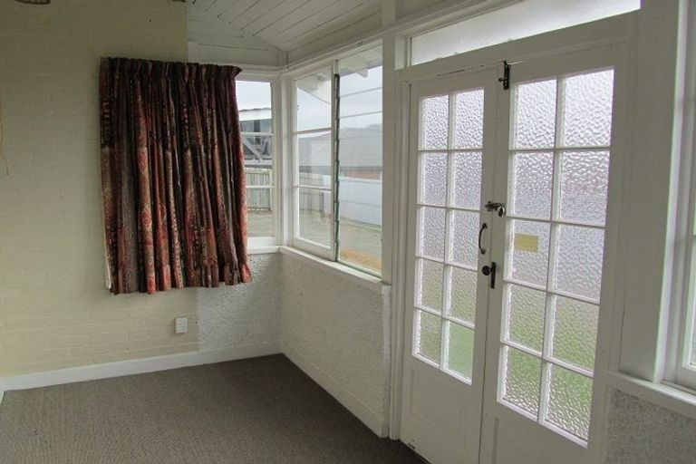 Photo of property in 60 Avenue Road, West End, Timaru, 7910