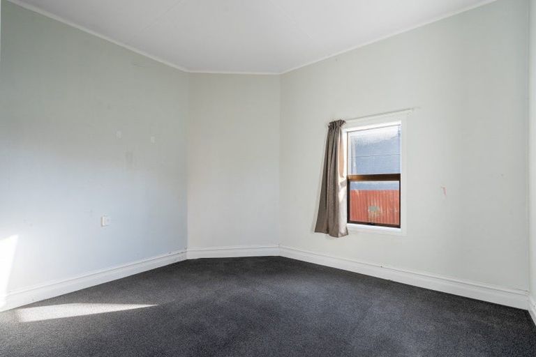 Photo of property in 111 Morton Street, Strathern, Invercargill, 9812