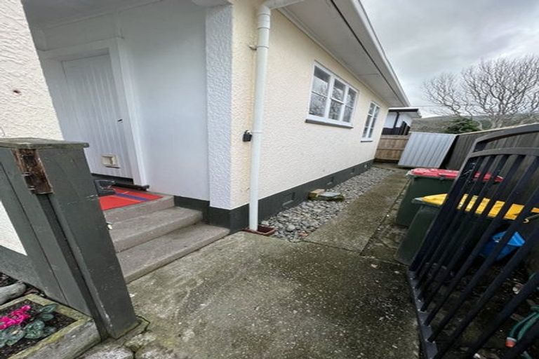 Photo of property in 1319 High Street, Taita, Lower Hutt, 5011