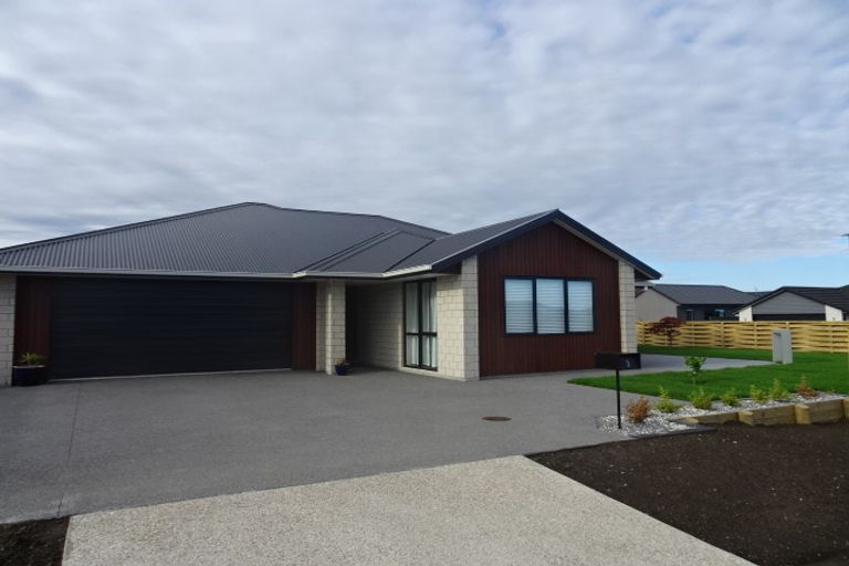 Photo of property in 3 Turnbridge Street, Pyes Pa, Tauranga, 3112