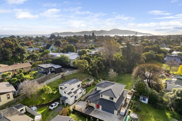 Photo of property in 37b Tiromoana Road, Raumati South, Paraparaumu, 5032