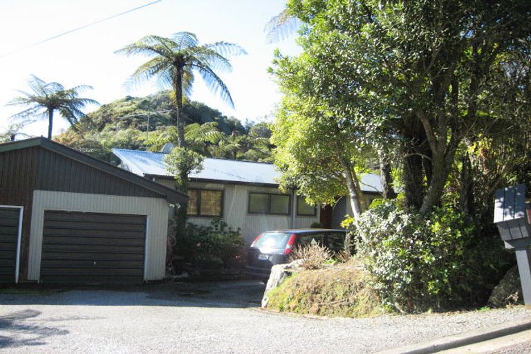 Photo of property in 9 Weenink Road, Karoro, Greymouth, 7805
