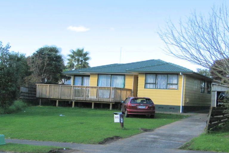 Photo of property in 2/26 Zelda Avenue, Clover Park, Auckland, 2023