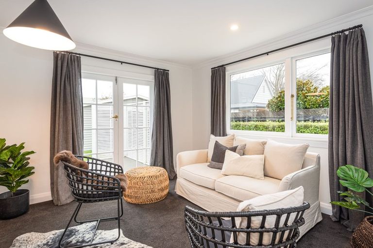 Photo of property in 38 Blighs Road, Strowan, Christchurch, 8052