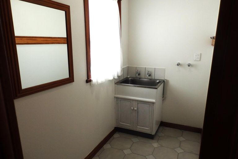 Photo of property in 6 Williamson Street, Cambridge, 3434