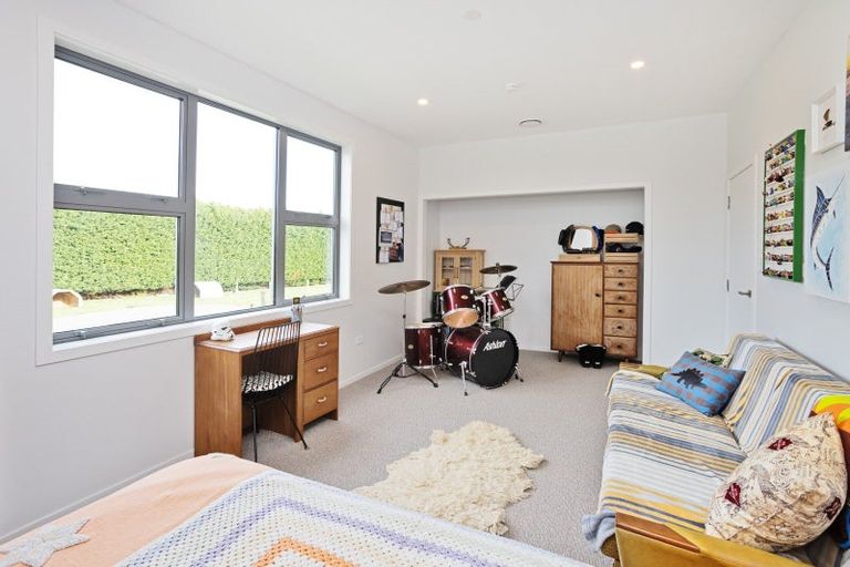 Photo of property in 124 Fairweather Road, Mill Road, Invercargill, 9872