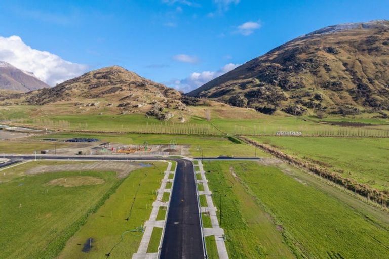 Photo of property in 436 Kingston Road, Jacks Point, Queenstown, 9371