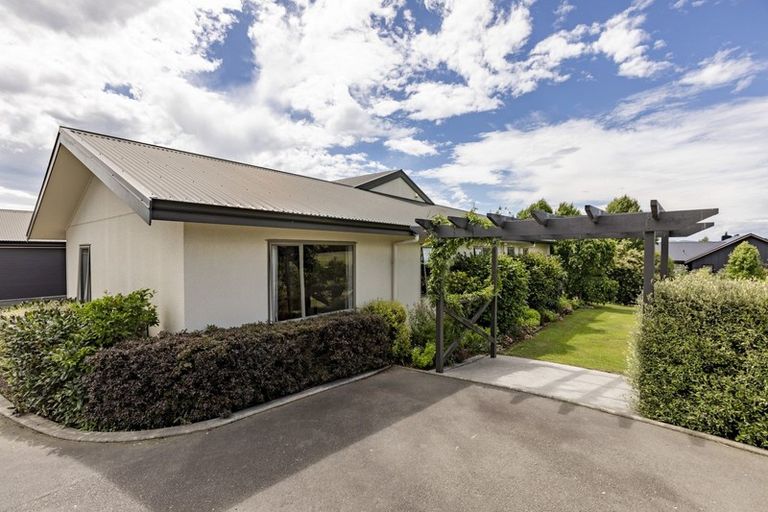 Photo of property in 346 Porangahau Road, Waipukurau, 4282