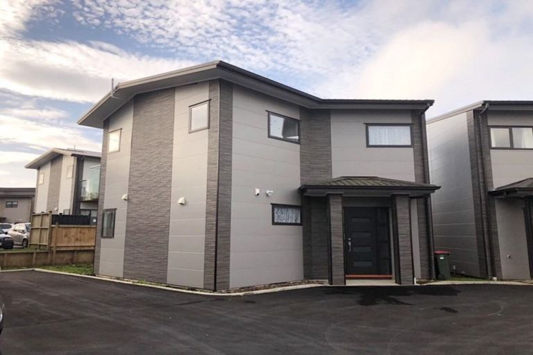 Photo of property in 20/79 Ranfurly Road, Alfriston, Auckland, 2105