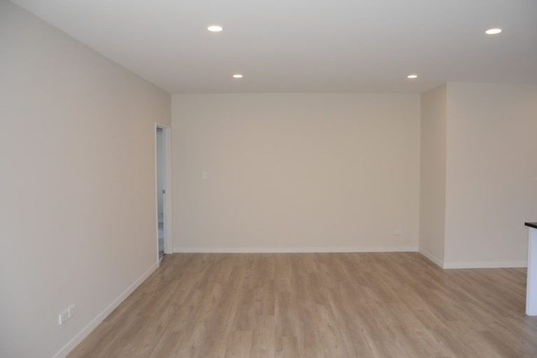 Photo of property in 13 Hollowout Street, Takanini, 2112