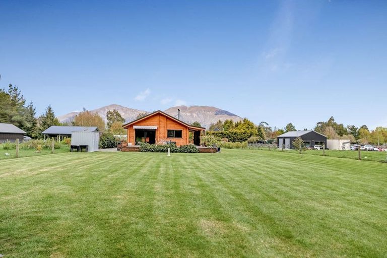 Photo of property in 10 Carlisle Street, Athol, 9793