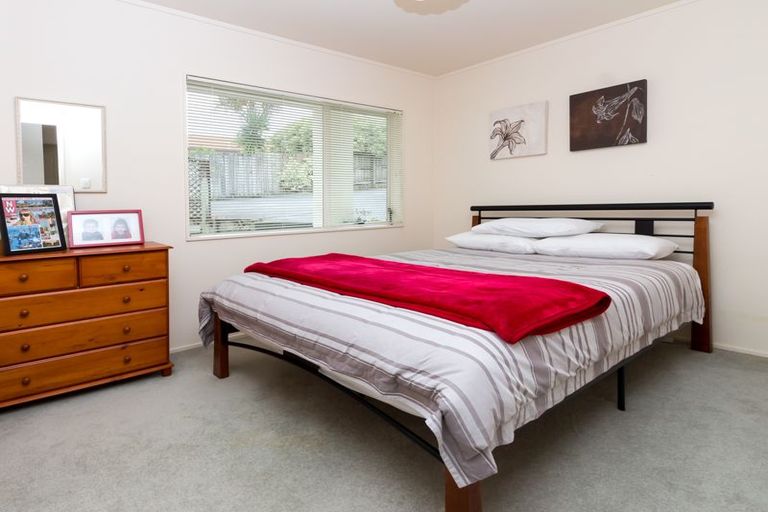 Photo of property in 2/8 Clydesdale Avenue, Somerville, Auckland, 2014