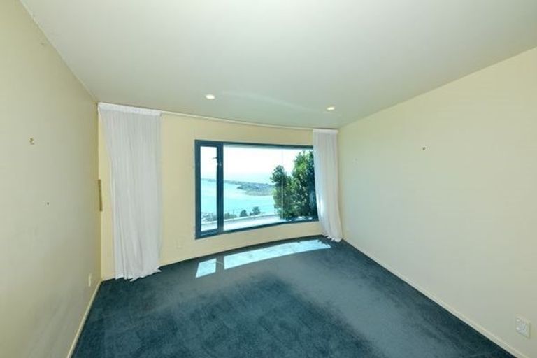 Photo of property in 38 Revelation Drive, Clifton, Christchurch, 8081
