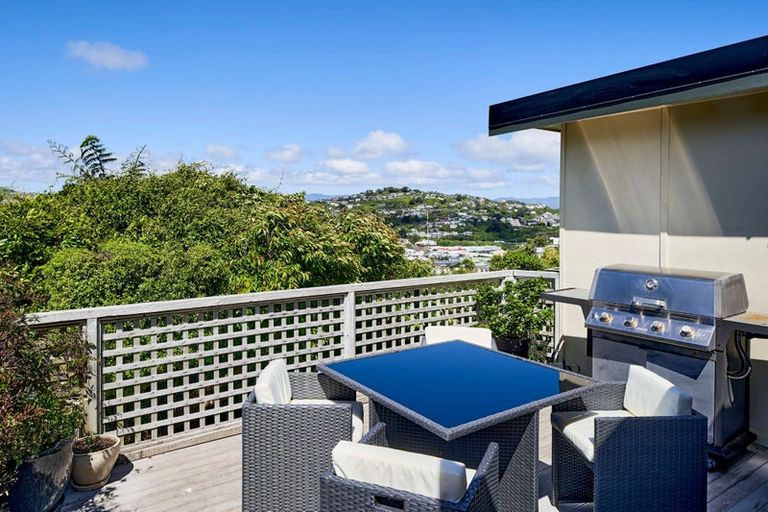 Photo of property in 106 Ironside Road, Johnsonville, Wellington, 6037