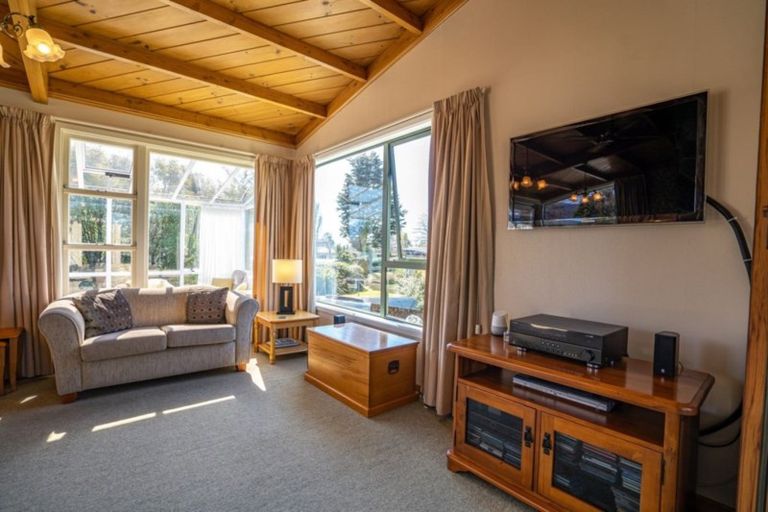Photo of property in 21 Fergus Square, Te Anau, 9600