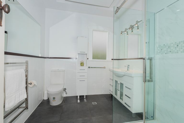 Photo of property in 9 Union Street, Hikurangi, 0114