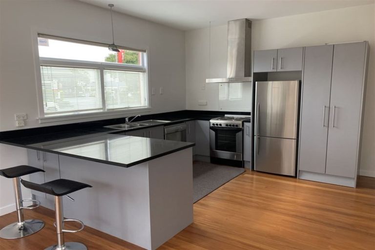 Photo of property in 53 Papanui Road, Merivale, Christchurch, 8014