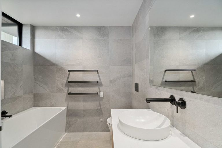 Photo of property in 44 Stackbrae Avenue, Wanaka, 9305