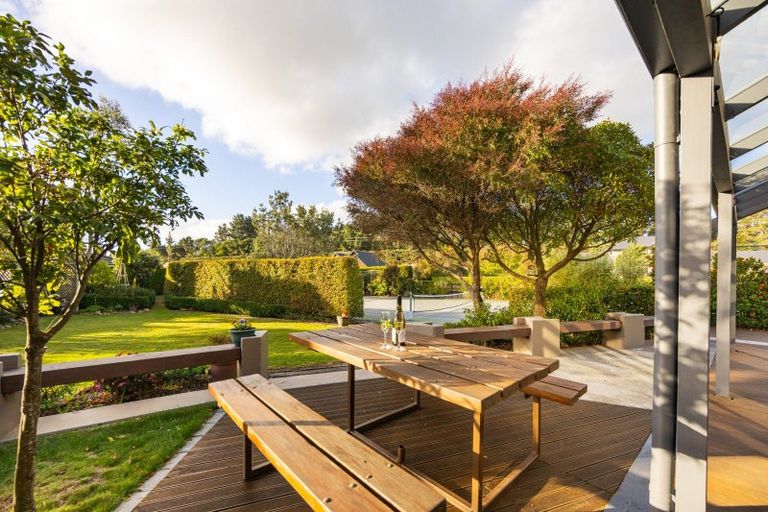 Photo of property in 45 Waicola Drive, Fitzherbert, Palmerston North, 4471