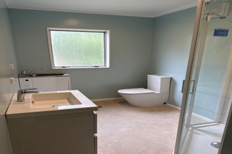 Photo of property in 10 Monmouth Way, Wilton, Wellington, 6012