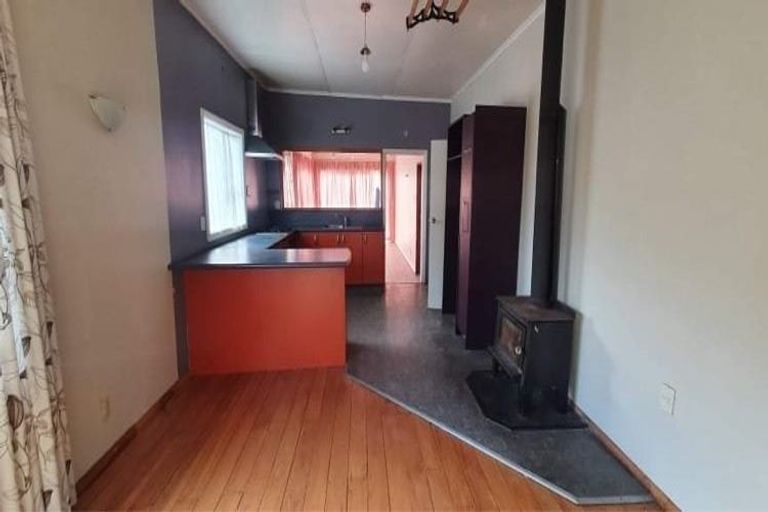 Photo of property in 34 Polson Street, Castlecliff, Whanganui, 4501