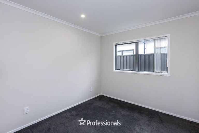 Photo of property in 12 Buddle Road, Wallaceville, Upper Hutt, 5018