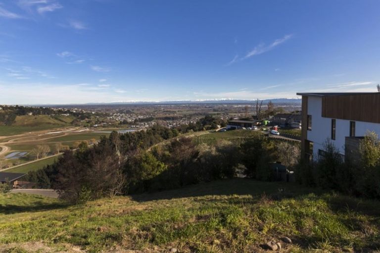 Photo of property in 35 Kiteroa Place, Cashmere, Christchurch, 8022