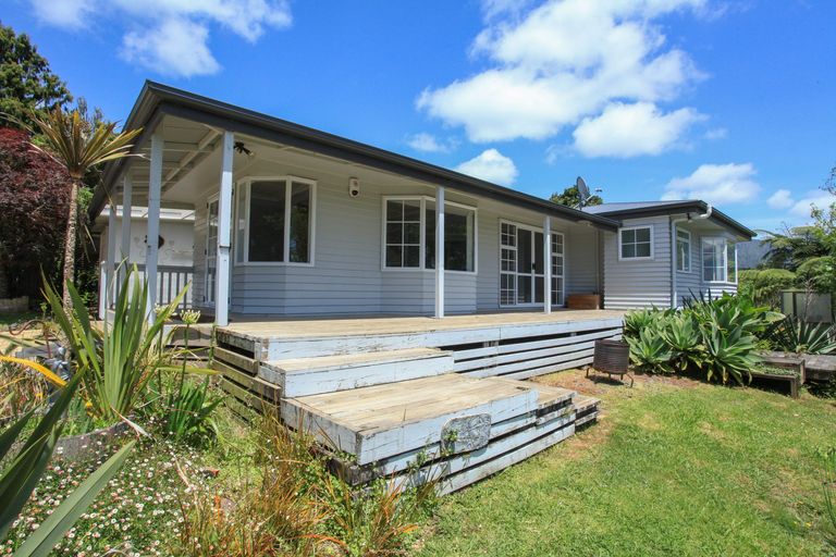 Photo of property in 1260 Te Hutewai Road, Raglan, 3296