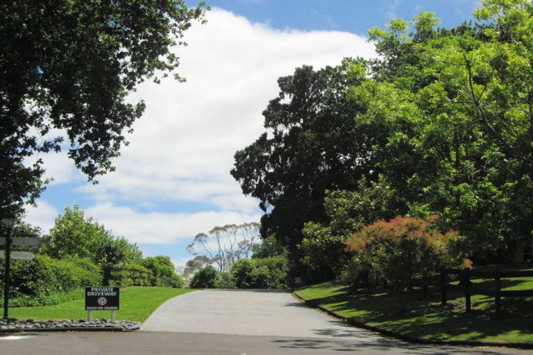 Photo of property in 13 Helland Drive, Bombay, Drury, 2579