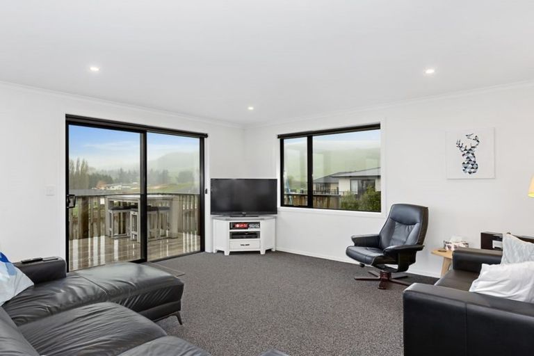 Photo of property in 50 Titri Road, Waihola, Outram, 9073