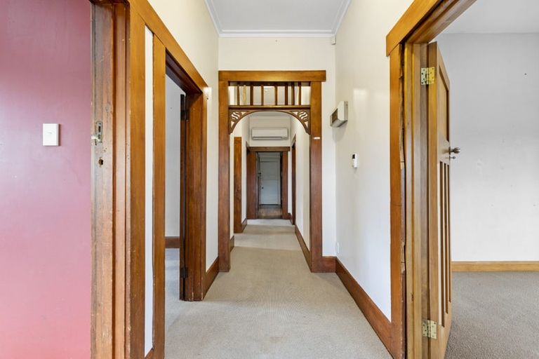 Photo of property in 19 Ward Street, Palmerston North, 4414