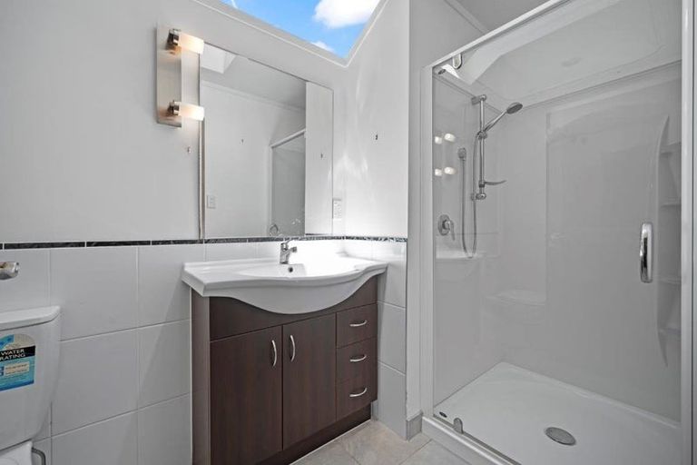 Photo of property in 87 Hurndall Street East, Maungaturoto, 0520