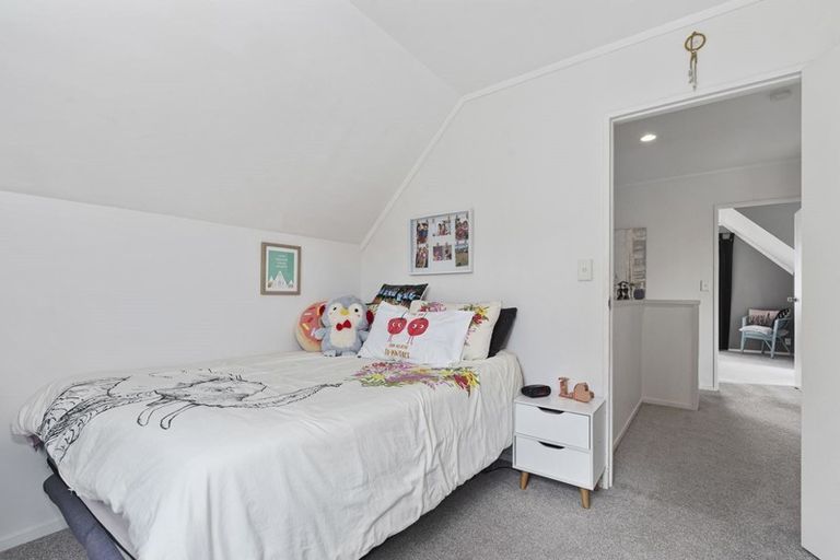 Photo of property in 27a Philson Terrace, Browns Bay, Auckland, 0630