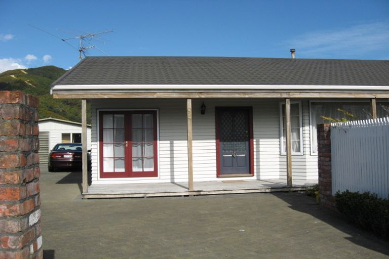 Photo of property in 94 Waiwhetu Road, Waterloo, Lower Hutt, 5011