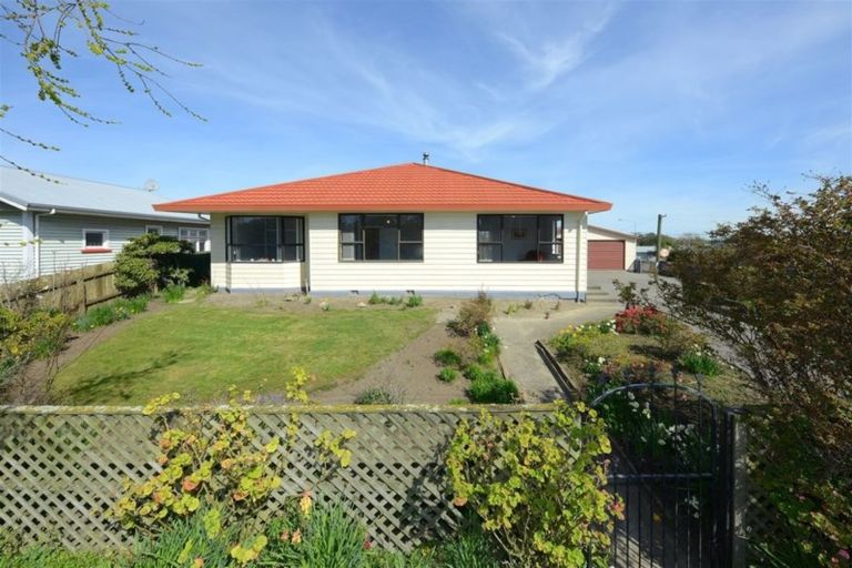 Photo of property in 452 Linwood Avenue, Woolston, Christchurch, 8062