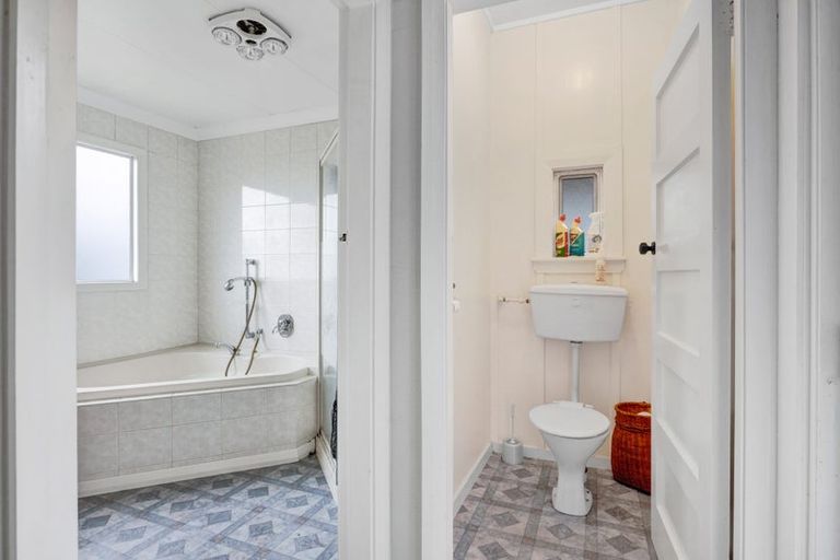 Photo of property in 252 Boylan Road, Te Roti, Hawera, 4673